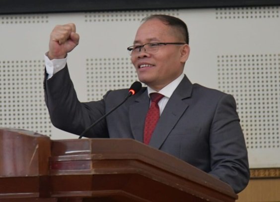 Foto Ketua IKA Fisika USU